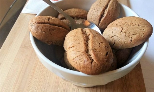 طريقة عمل كوكيز القهوة