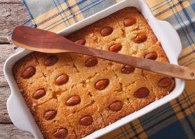 طريقة عمل بسبوسة باللوز