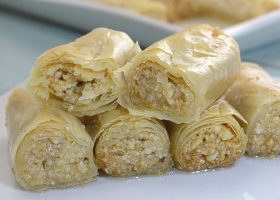 طريقة عمل أصابع الجلاش بالفول السودانى