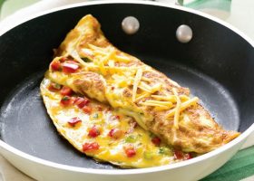 طريقة عمل عجة الفلفل