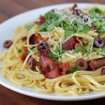 طريقة عمل مكرونة كاربونارا بالبسطرمة