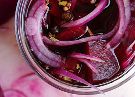 طريقة عمل مخلل البنجر