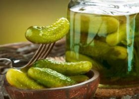 طريقة عمل مخلل الخيار