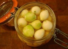 طريقة عمل مخلل البصل