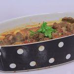 طريقة عمل البطاطس بالكبد والقوانص في الفرن
