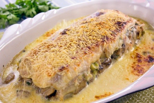 طريقة عمل صينية السمك بالمشروم