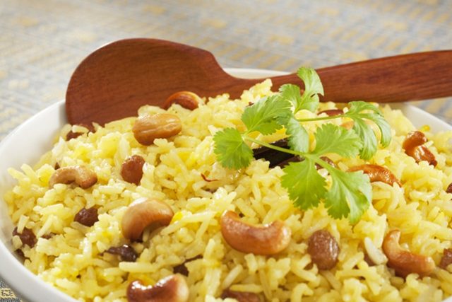 طريقة عمل أرز بسمتى بالخلطة