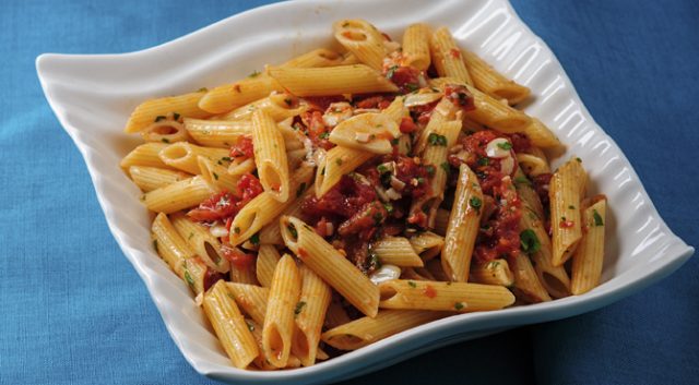طريقة عمل مكرونة بيني أرابياتا