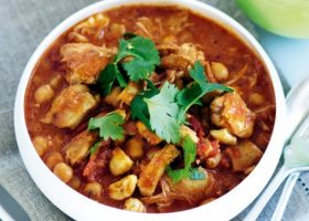 طريقة عمل طاجن لحم بالحمص