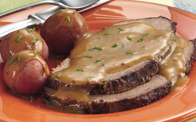 طريقة عمل لحم بتلو مع صوص جرافى