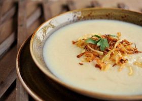 طريقة عمل الكشك بشوربة الدجاج