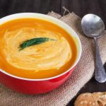 طريقة عمل شوربة البطاطا الحلوة