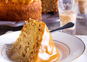 طريقة عمل كيك الفانيليا بالكراميل