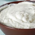 طريقة عمل لبنة بالكيوى والفراولة