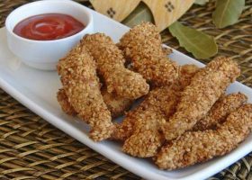 طريقة عمل أصابع الدجاج بالسمسم