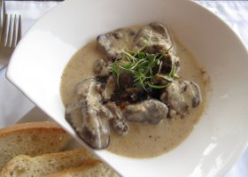 طريقة عمل كبدة دجاج بالكريمة