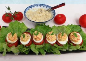 طريقة عمل بيض محشى