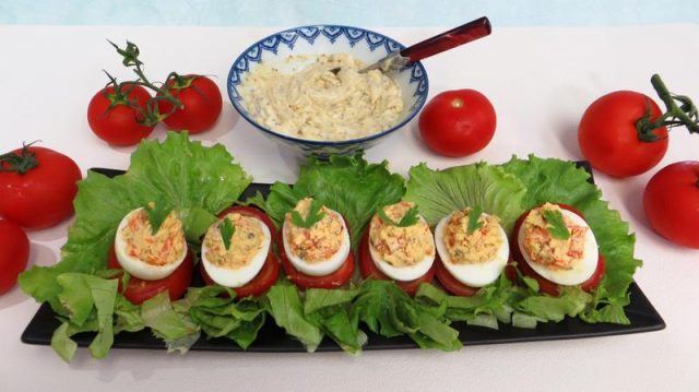 طريقة عمل بيض محشى