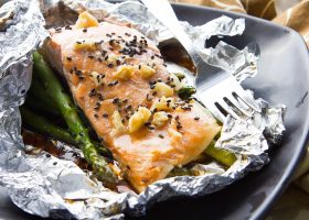 طريقة عمل فيلية السمك مع الهليون