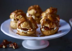 طريقة عمل كرات الشو بالكراميل