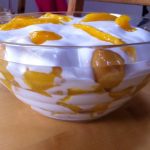 طريقة عمل سافويار بكريمة الزبادى و المانجو