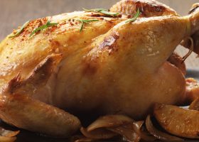 طريقة عمل الدجاجة المحمرة المصري