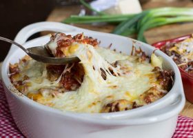 طريقة عمل شرائح اللحم بجبن الموزاريلا