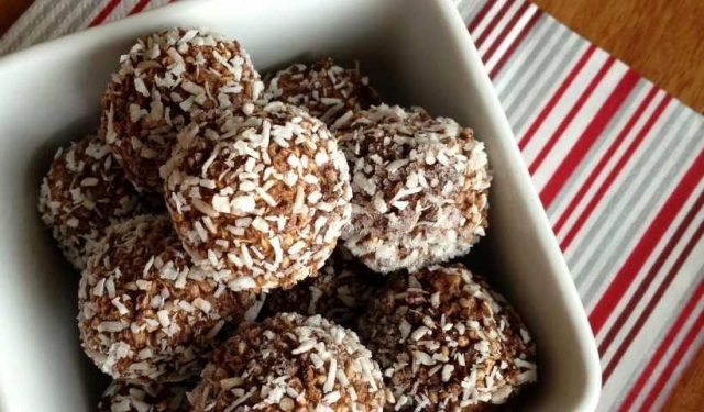 طريقة عمل كرات السميد