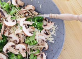 طريقة عمل سلطة بروكلى بالمشروم