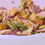 طريقة عمل سلطة الدجاج والبطاطس