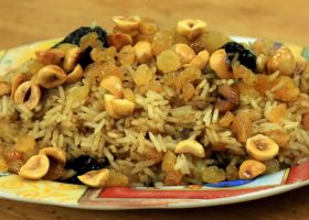 طريقة عمل أرز بسمتى بالفواكة المجففة