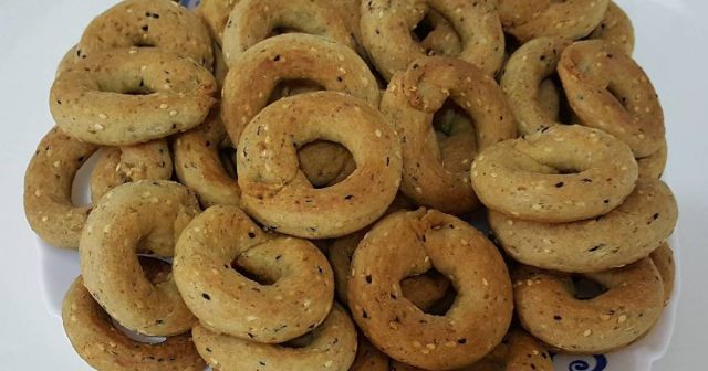 طريقة عمل كحك بالتمر