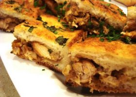 طريقة عمل توست محشي بالفراخ