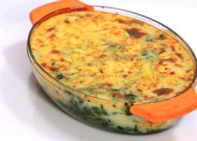 طريقة عمل سبانخ بالبشاميل