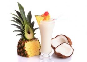 طريقة عمل عصير الأناناس بجوز الهند