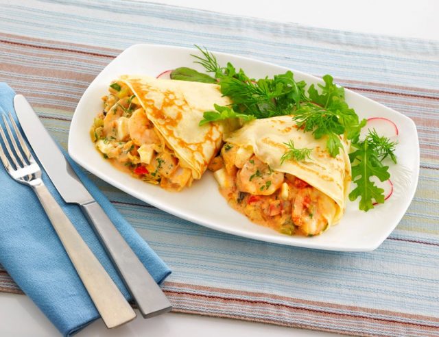 طريقة عمل كريب المأكولات البحرية