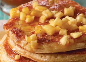 طريقة عمل بان كيك مع الأناناس