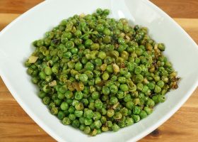 طريقة عمل البسلة المهروسة المتبلة