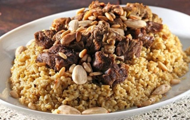 طريقة عمل فريك مع اللحم البتلو