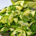 طريقة عمل سلطة الخيار