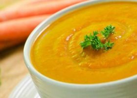 طريقة عمل شوربة القرع والجزر