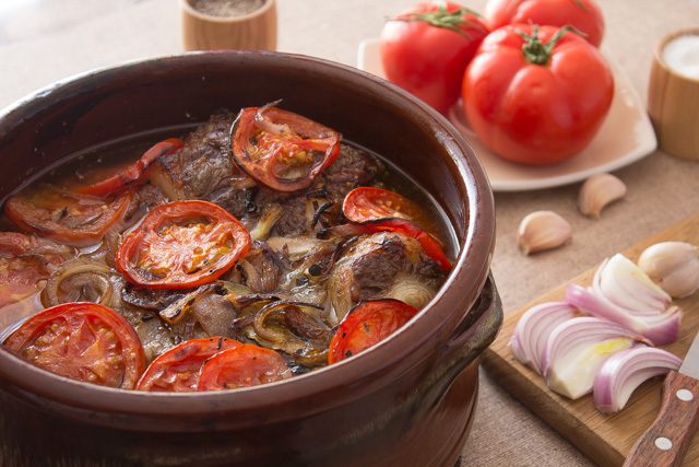 طريقة عمل طاجن عكاوى