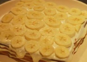 طريقة عمل بسكوت بالكريمة والموز