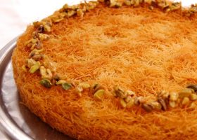 طريقة عمل كنافة بالتمر