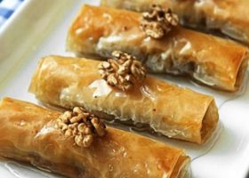 طريقة عمل بقلاوة باللوز