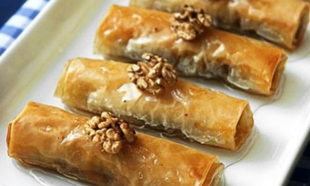 طريقة عمل بقلاوة باللوز