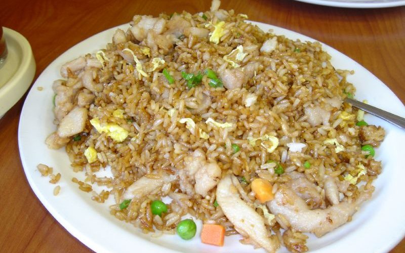 طريقة عمل الدجاج بالأرز الصيني