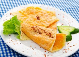 طريقة عمل البان كيك بالجبنة الشيدر