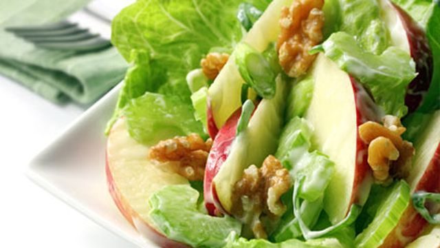 طريقة عمل سلطة والدورف