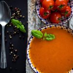 طريقة عمل شوربة لسان العصفور بالطماطم
